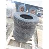 Image 1 : 4 Sumitomo Tires LT 245 / 75 R 17
