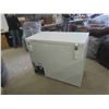 Image 5 : Kenmore Chest Deep Freeze 20" x 34.5" x 42" 