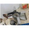 Image 8 : Air Hose Retracting Reel, Air Coupling, 8 - 10 Litres Gear Oil,  #40 Oil - 2L, 2 New 