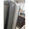 Image 4 : Double Box Spring + Mattress 52" Wide