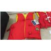 Image 2 : Sleeping Bag, 2 Adult + 1 Child Life Jackets