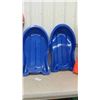 Image 2 : 4 Sleds: 3 Plastic, 1 Ice Spider - 3 are New