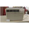 Image 1 : Goldstar Window Air Conditioner 8000 BTU