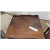 Image 2 : Phone Desk 14" x 17.5" x 29" + Humidor 13" x 16" x 22" 