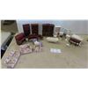 Image 1 : Doll House Furniture - 19 pcs