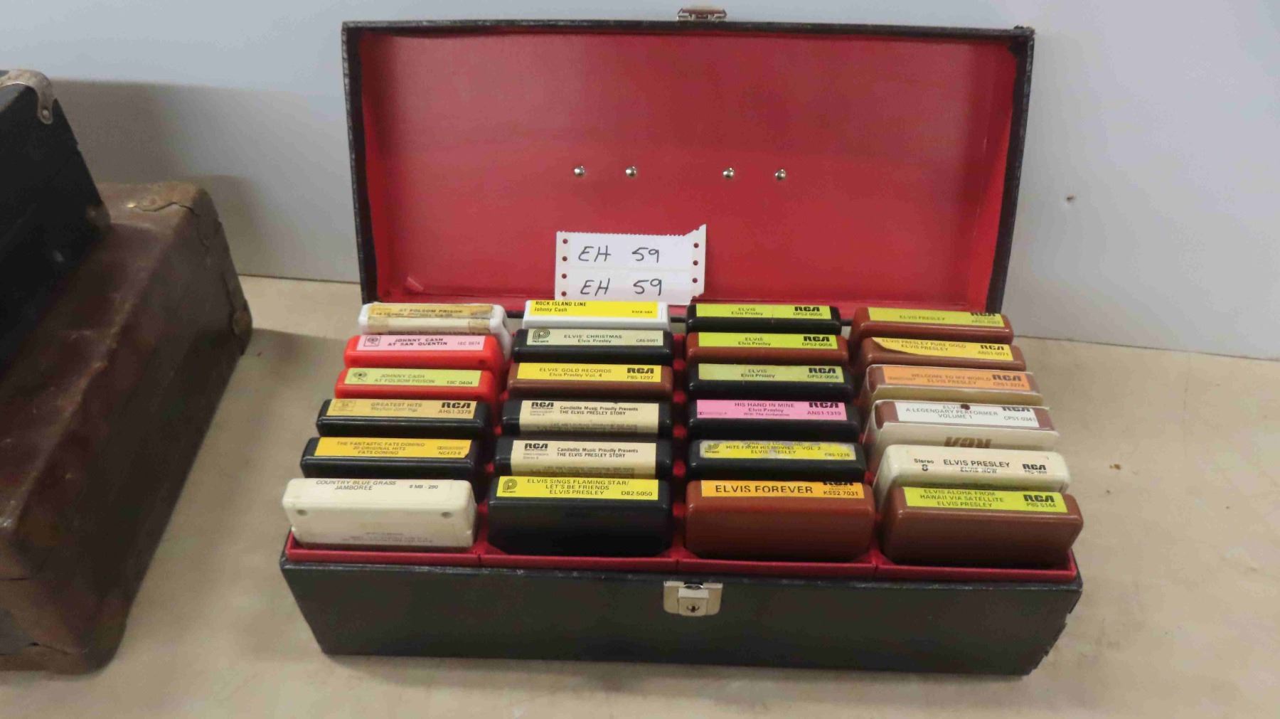 Eight Track Case (24) 8 Tracks with Case