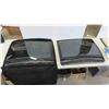 Image 1 : 1982-92 3rd Generation T-Top Glass with Case