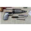 Image 2 : Ramset Nail Gun + Fasteners