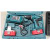 Image 2 : Makita Cordless 1/2" 18V with Charger, 2 Batteries - 1 battery cracked pictured 