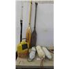 Image 1 : 4 Oars, 3 Buoys, Minnow Bucket