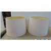 Image 2 : 2 Lamp Shades, 12 Vinyl Peel + Stick Floor Tiles