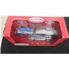 Image 2 : True Value Hardware 1913 Model T Die Cast Trucks in Package - Scale ; 1 :43 + 1: 25 