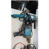 Image 2 : Power Tools: Makita Grinder, 13mm Drill, Black and Decker 3/8'' Drill, Bosch