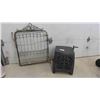 Image 1 : Hose Reel with Hose, Metal Gate 32'' x 43'' 