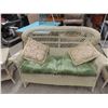 Image 2 : 4 Piece Wicker Set: Settee 58'' Wide , End Table 22'' x 18'' x 21'', Coffee 