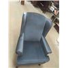 Image 2 : Wing Back Living Room Chair