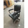 Image 2 : Older Office Chair