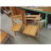 Image 2 : 5 Wood Folding Chairs 