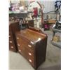 Image 8 : 2 Vintage Dressers : Dresser 46'' x 29'' x 17'' Plus Mirror 24'' x 32'' , Other Dresser