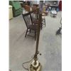 Image 7 : 2 Vintage Floor Lamps - 1 Bridge 