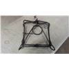 Image 2 : 12 New Old Stock Conibear Traps 