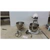 Image 1 : Kitchenaid Professional with 2 Stainless Steel Bowls and Mixers