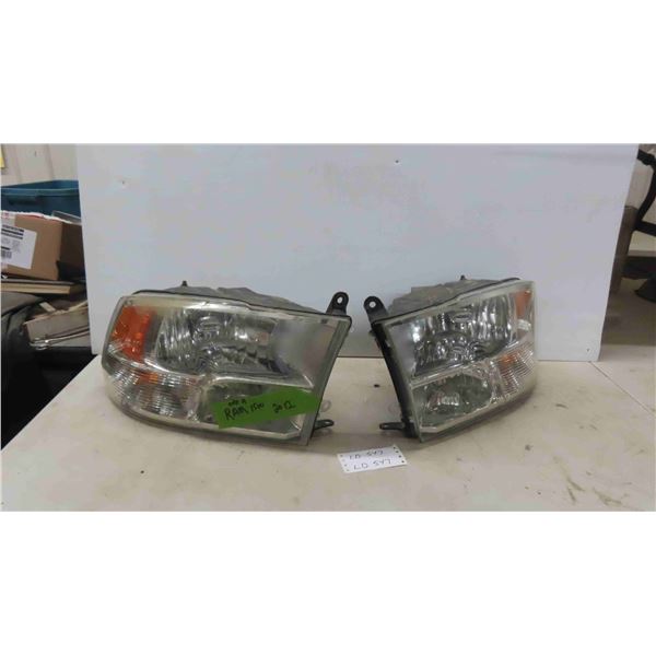 2 Headlights Off a 2012 Ram 1500