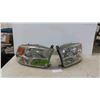 Image 1 : 2 Headlights Off a 2012 Ram 1500