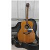 Image 2 : Yamaha Acoustic Guitar Model F-310 with Hard Case 