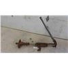Image 2 : Vintage RM Dougall Co. Water Pump 44'' Tall 