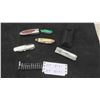 Image 1 : 5 Knives : Swiss Army, MNR, Ministry of Natural Resources 