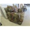 Image 2 : Big Comfy Chair 