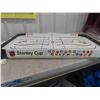 Image 8 : Coleco Stanley Cup Playoff Hockey Table Top Game with Original Box