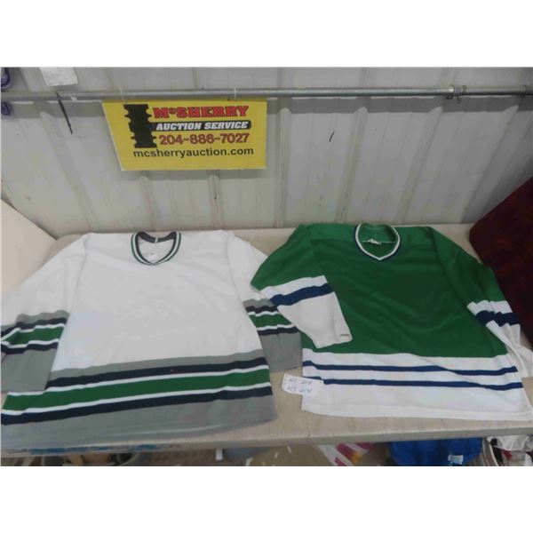 2 Jerseys Without Teams Size Large & X-Large