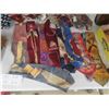 Image 3 : 17 Vintage Ties, Elmer Fudd Hat, Bon Jovi T Shirt Size Medium, Mitts, Silk Smoking