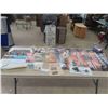 Image 1 : Toronto Maple Leafs 1970/71 Calender, Boxing Poster, 2 Unopened Boxes American