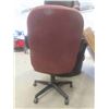 Image 2 : Modern Adjustable Office Chair with Arm Rests