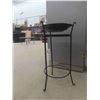 Image 2 : Bird Bath 26'' Tall