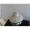 Image 2 : Aladdin Lamp with Chimney and Shade