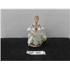 Image 1 : Royal Doultan Country Rose Figure 8'' Tall