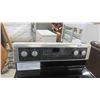 Image 2 : Whirlpool Range Gold Series Stove