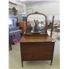 Image 2 : Walnut Dresser 36'' x 40'' x 19'' with Mirror 33'' x 36''