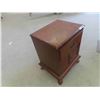 Image 2 : Night Stand 26'' x 16'' x 20''