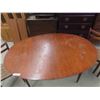 Image 2 : Wood Table 29'' x 41'' x 57'' , (2) 17'' Leafs, 5 Chairs 
