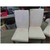 Image 2 : 4 White Upholstered Dining Room Chairs 