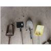 Image 2 : Manual Post Hole Auger, Scraper, Spade, Emergency