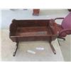 Image 1 : Wood Cradle 20'' x 20'' x 13 1/2''