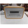 Image 2 : Sonoro AU-1300 Cubo Design CD/Radio Alarm,  MP3-CD Player, Chore