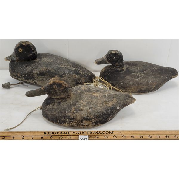 LOT OF 3 - MISC DECOY DUCKS