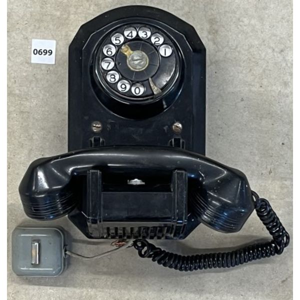WALL MOUNTED ROTARY PHONE - Y1166